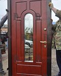 Стальная дверь с зеркалом
